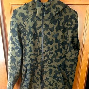Nike Hoodie Zip-Up Sweatshirt — Large — Camo